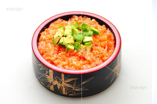 Q6.Tartare saumon avocat