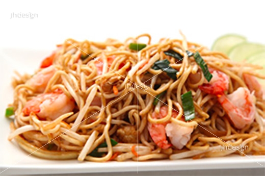 607.Nouilles sautées aux crevettes